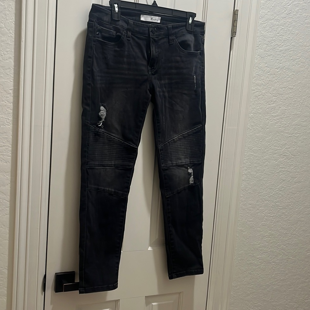 Black Jeans